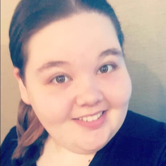 Meet your Posher, Skylar - Picture 1 of 1